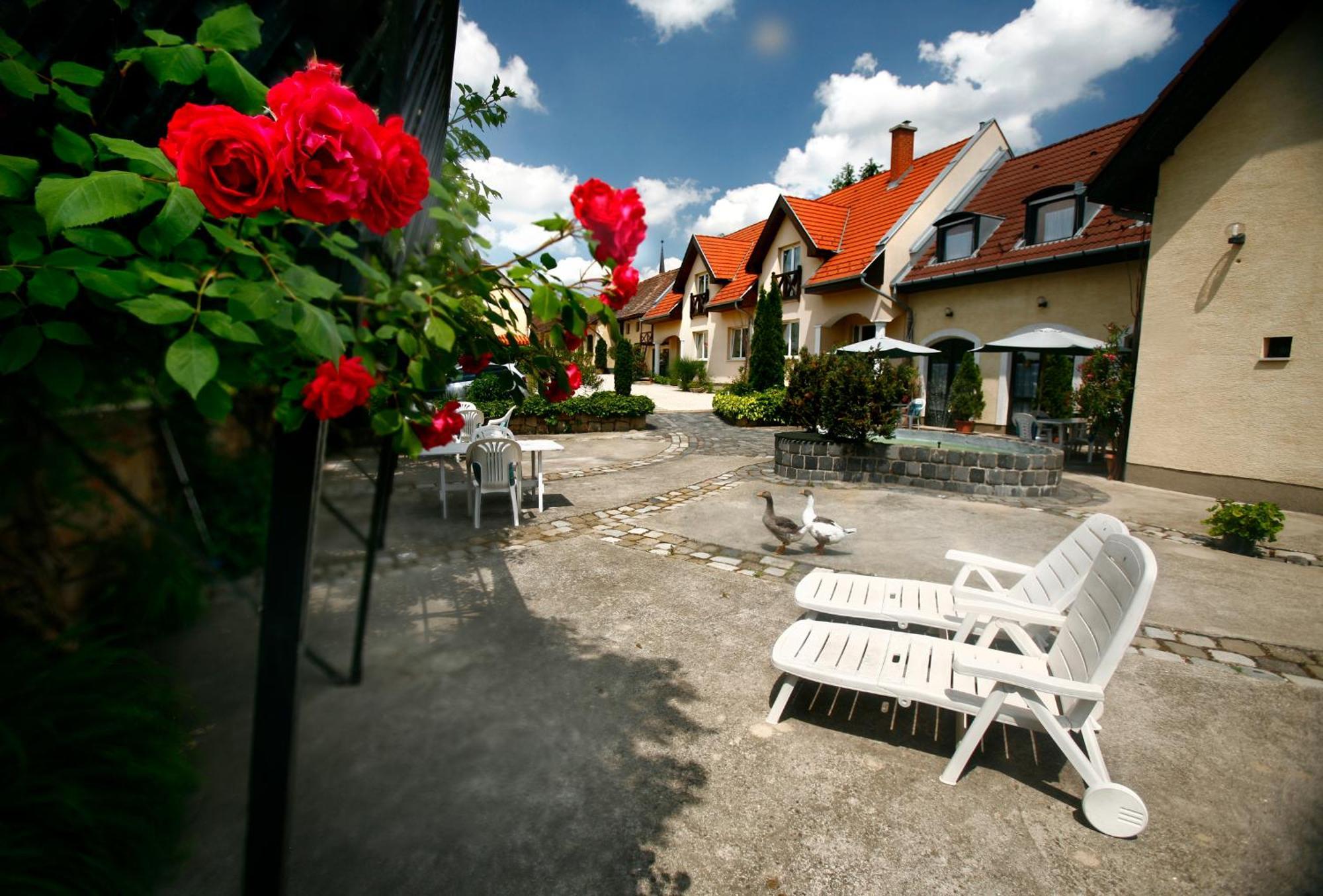 Hotel Keszi Panzio Budakeszi Zewnętrze zdjęcie